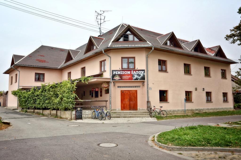 Penzion Satovske Lipy Exterior photo